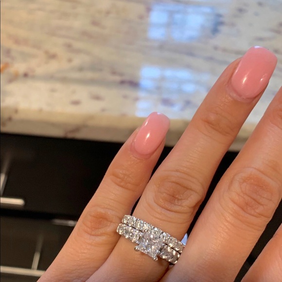 SOLD Diamond Engagement / Wedding set - Picture 8 of 9